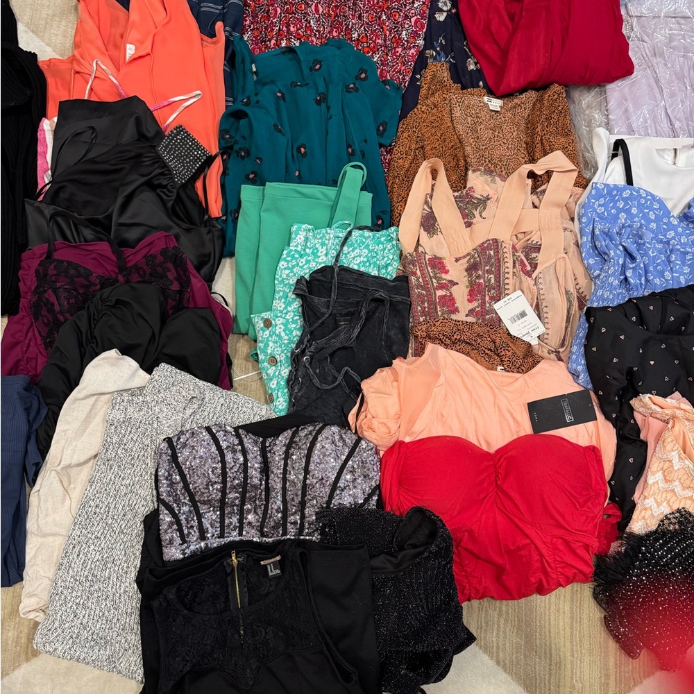 Women’s huge lot all brand names
